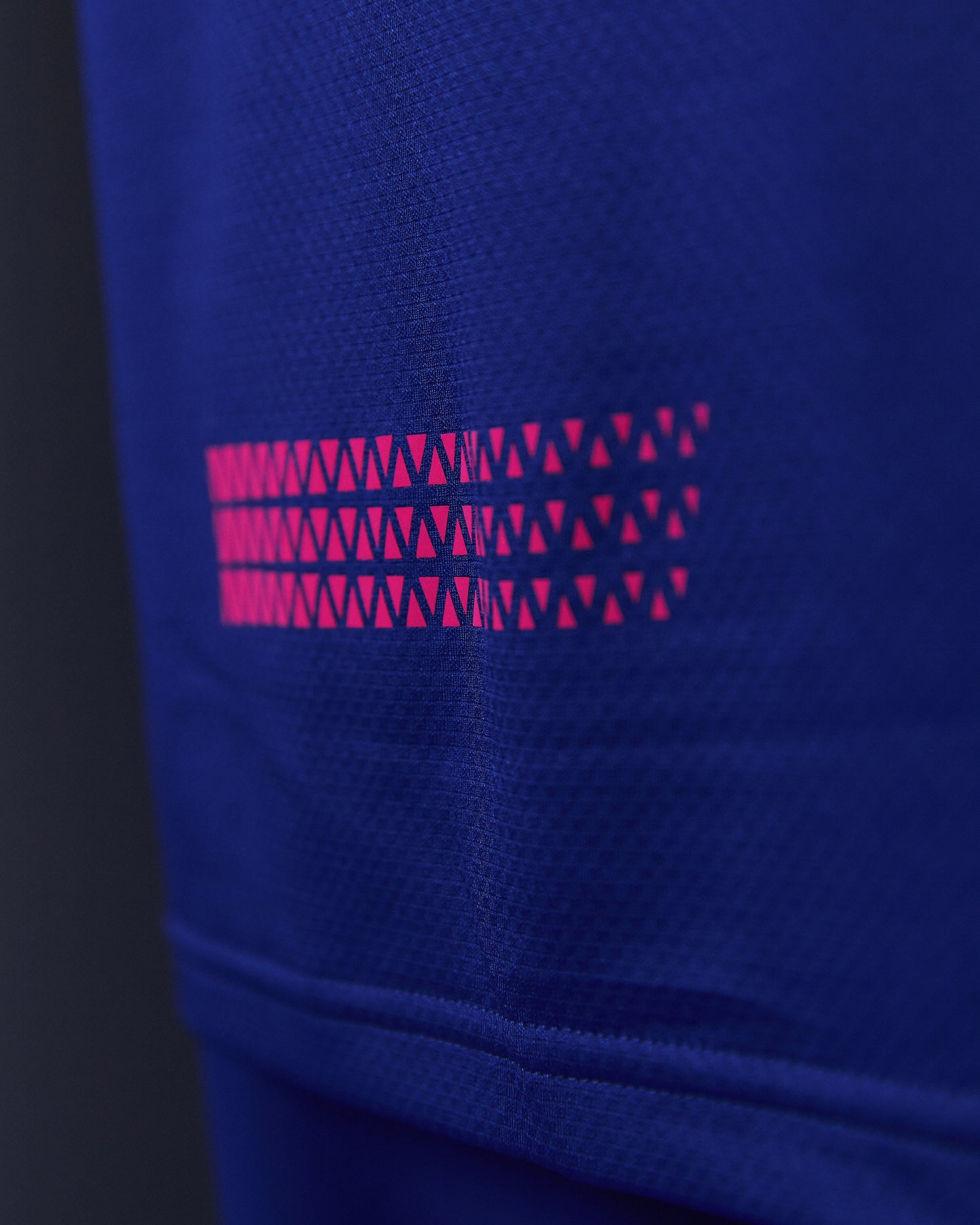 SUDU SRT LS 01 Run Long Sleeve Shirt - Belleweather Blue / Carmine Rose Long Sleeve Shirt
