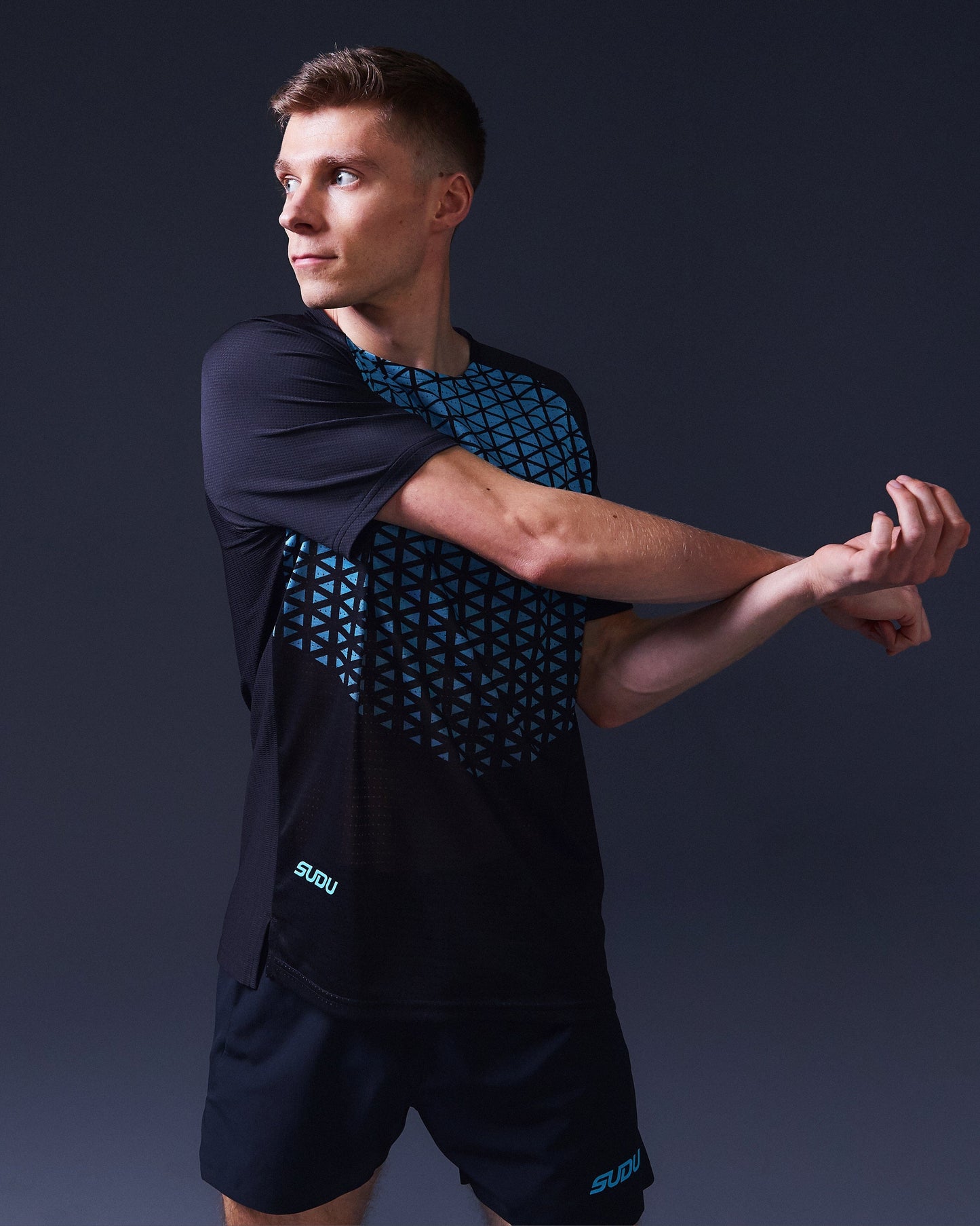 SUDU SRT SS 01 Run Short Sleeve T-Shirt - Black Beauty / Aquarius Short Sleeve T-Shirt