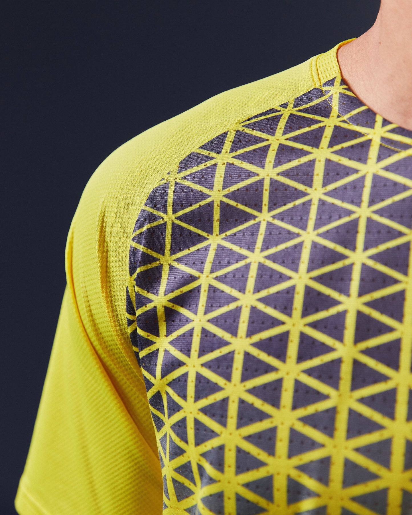 SUDU SRT SS 01 Run Short Sleeve T-Shirt - Blazing Yellow / Iron Gate Short Sleeve T-Shirt