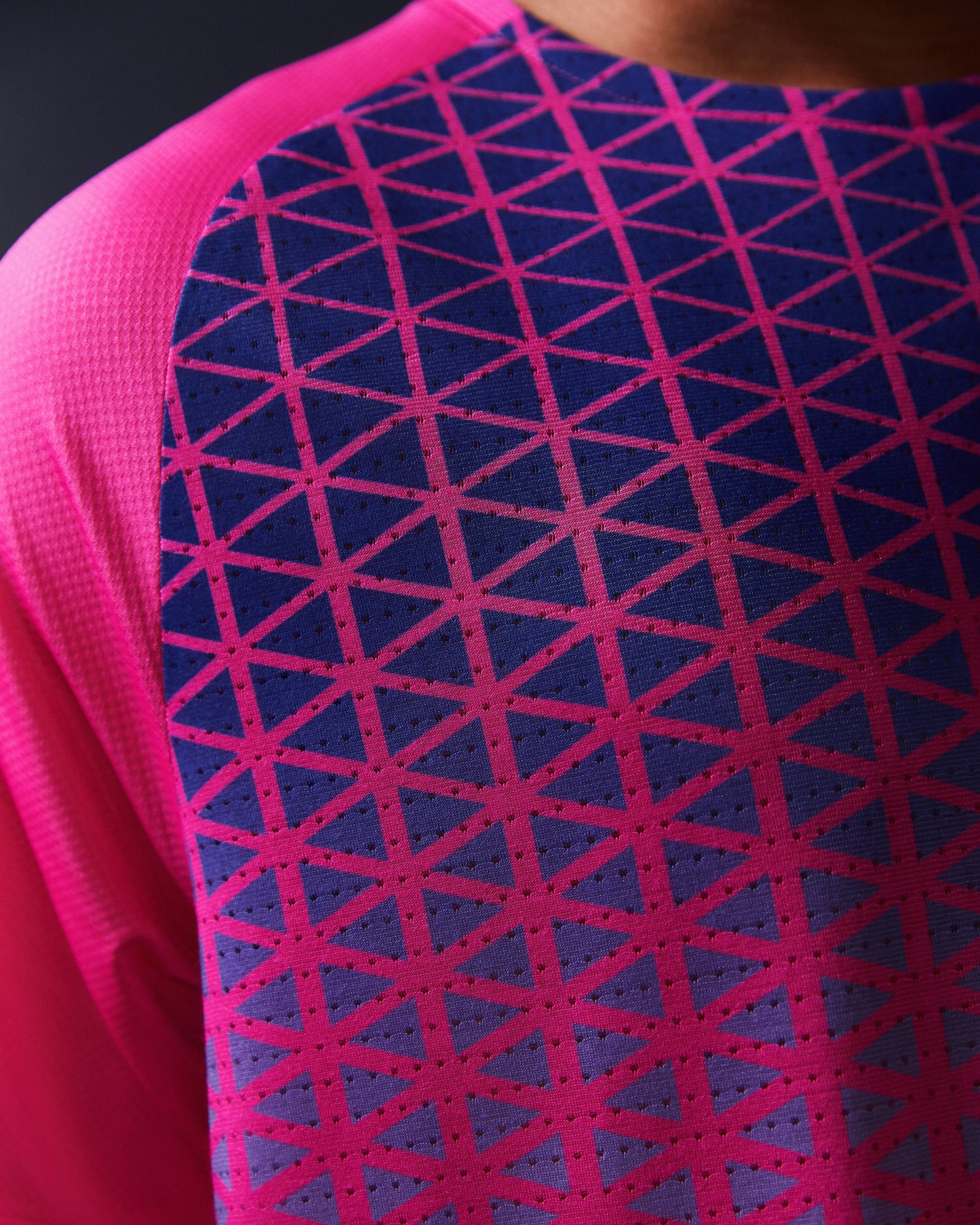 SUDU SRT SS 01 Run Short Sleeve T-Shirt - Carmine Rose / Belleweather Blue Short Sleeve T-Shirt