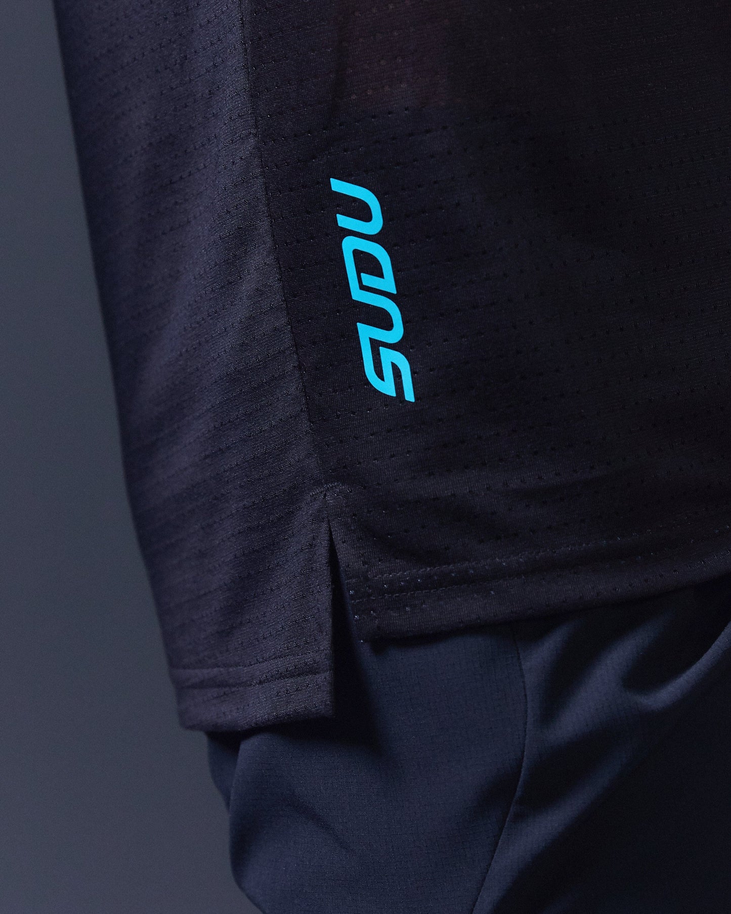 SUDU SRV 01 Run Vest - Black Beauty / Aquarius Vest